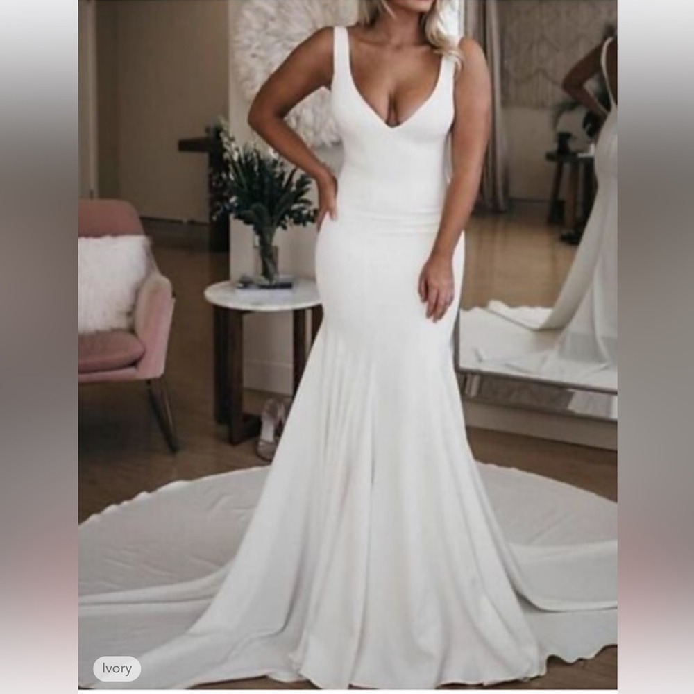 NWT Classic Mermaid Trumpet Wedding Dress